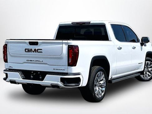 Used 2023 GMC Sierra 1500 Denali w/ Denali Reserve Package AWD/4WD image 3