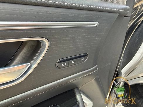 Used 2025 INFINITI QX80 Sensory AWD/4WD image 12