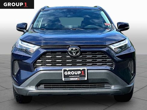 Certified 2022 Toyota RAV4 XLE AWD/4WD image 4