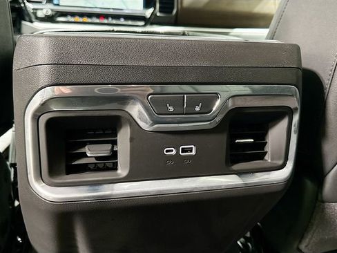 New 2026 Chevrolet Silverado 1500 High Country w/ Technology Package AWD/4WD image 29