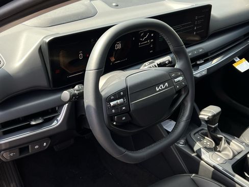 New 2026 Kia K4 EX FWD image 21