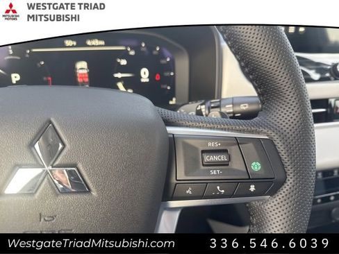 New 2026 Mitsubishi Outlander SEL FWD image 18