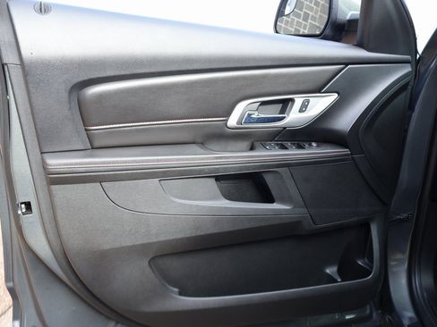 Used 2013 GMC Terrain SLE image 21