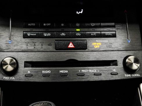 Used 2019 Lexus IS 300 F Sport w/ F Sport Package image 22