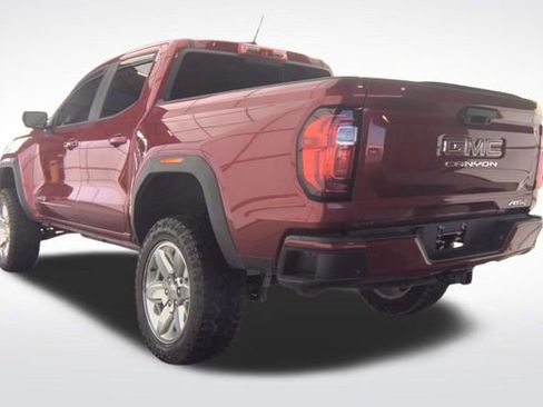 Used 2025 GMC Canyon AT4 AWD/4WD image 10