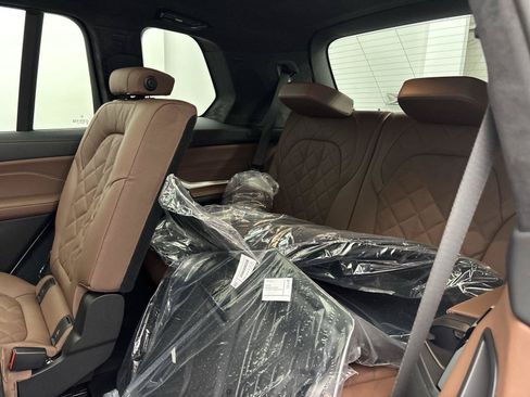 New 2027 BMW X7 xDrive40i w/ Executive Package AWD/4WD image 30