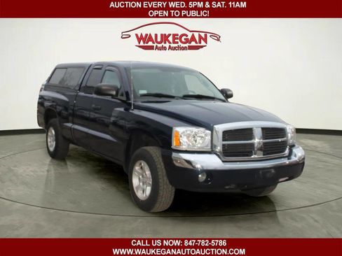 Used 2006 Dodge Dakota SLT w/ Trailer Tow Group image 2