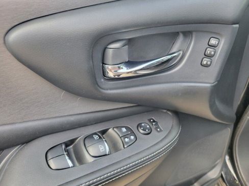 Used 2019 Nissan Murano SL FWD image 15