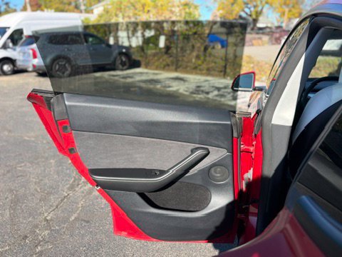 Used 2023 Tesla Model Y AWD image 16