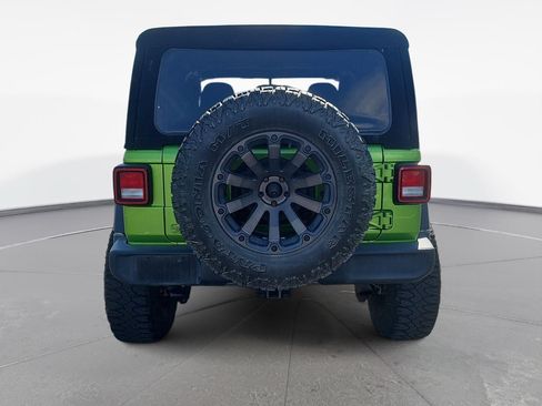 Used 2018 Jeep Wrangler Sport AWD/4WD image 6