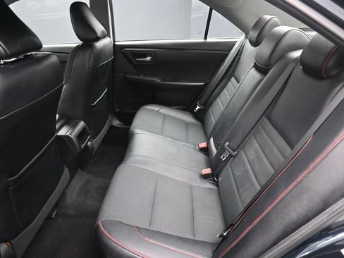 Used 2017 Toyota Camry SE FWD image 20