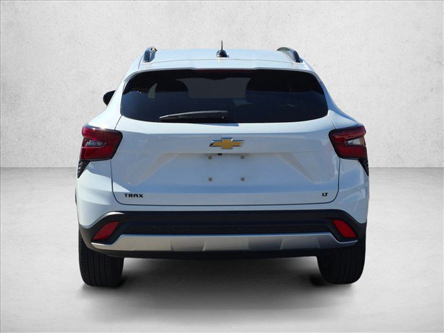 Used 2025 Chevrolet Trax LT w/ Driver Confidence Package FWD image 6