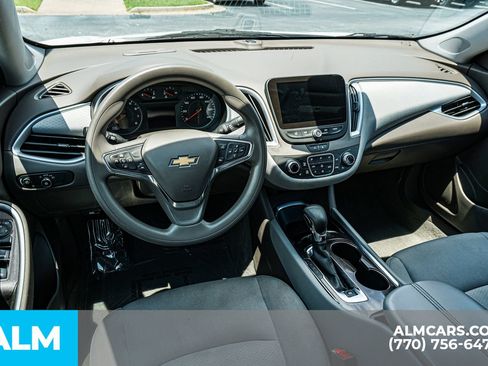 Used 2024 Chevrolet Malibu LT FWD image 29