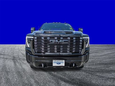 Used 2026 GMC Sierra 2500 Denali Ultimate AWD/4WD image 9