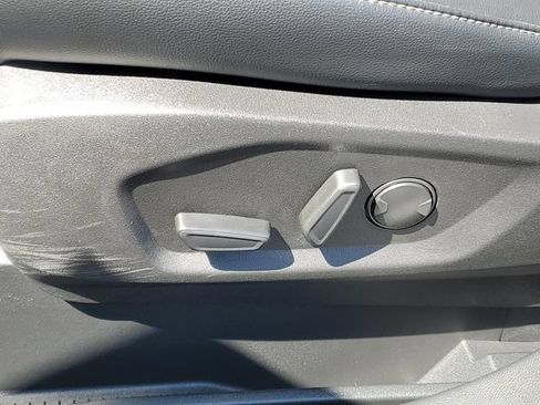Used 2023 Ford Edge SEL AWD/4WD image 10