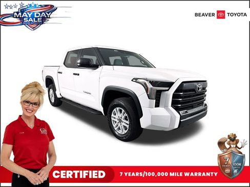 Used 2025 Toyota Tundra SR5 AWD/4WD image 1