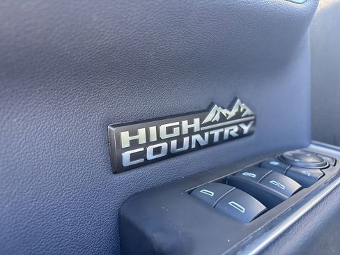 Certified 2022 Chevrolet Silverado 1500 High Country w/ High Country Premium Package image 14
