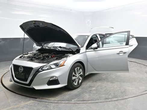 Used 2021 Nissan Altima 2.5 S image 40