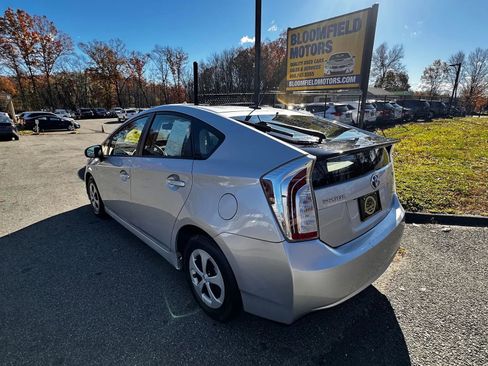 Used 2012 Toyota Prius Four image 7
