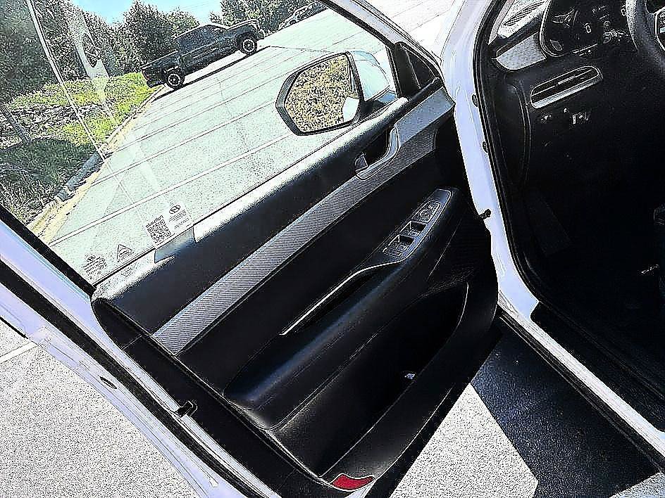 Used 2025 Hyundai Palisade SE FWD image 10