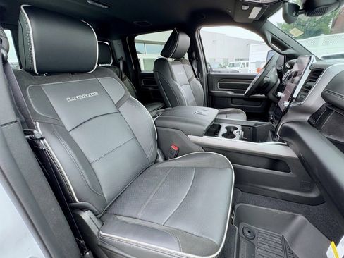 Used 2025 RAM 2500 Laramie image 19