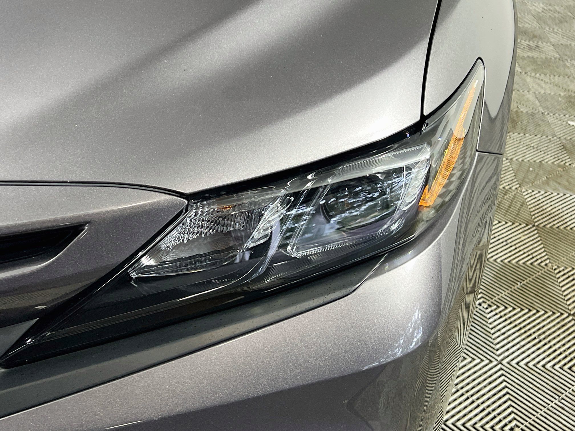 Used 2023 Toyota Camry SE FWD image 12