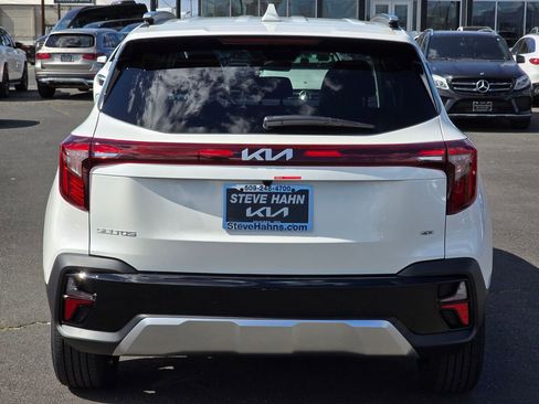 New 2026 Kia Seltos S image 4