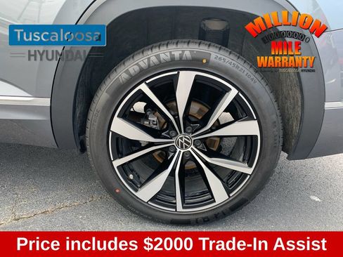 Used 2024 Volkswagen Atlas SEL Premium R-Line AWD/4WD image 11