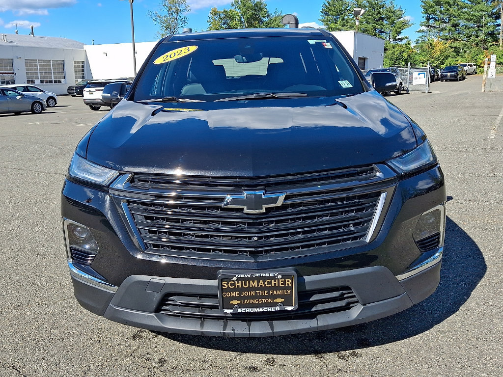 Certified 2023 Chevrolet Traverse LT w/ Midnight/Sport Edition AWD/4WD image 2