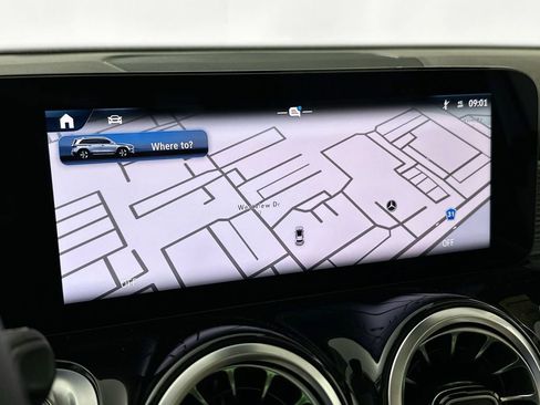 New 2026 Mercedes-Benz GLB 250 image 13