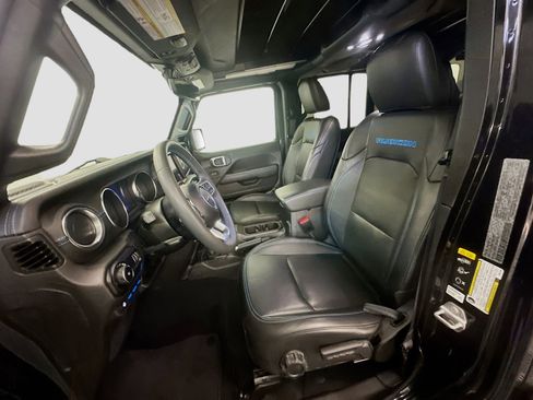 Used 2023 Jeep Wrangler Unlimited Rubicon 4xe w/ Steel Bumper Group image 13