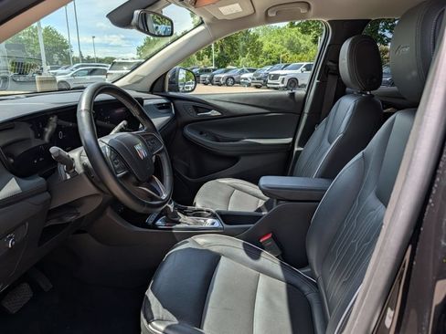 Used 2025 Buick Encore GX Avenir w/ Avenir Convenience Package AWD/4WD image 33