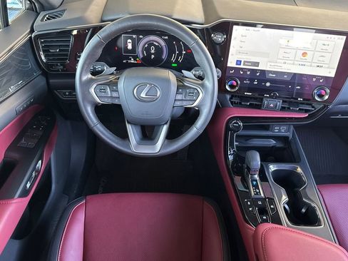 Used 2023 Lexus NX 350h AWD image 13