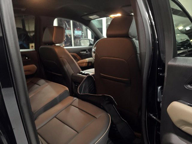 Used 2026 GMC Canyon Denali w/ LPO, Denali Black Edition AWD/4WD image 33