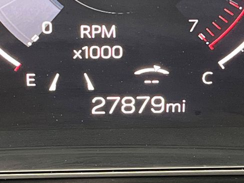 Certified 2025 GMC Terrain Elevation w/ Technology Package II AWD/4WD image 14
