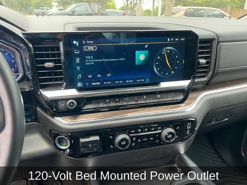 Used 2024 Chevrolet Silverado 1500 LT RWD image 18