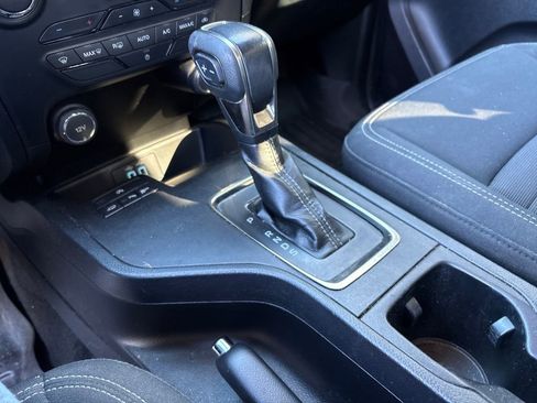 Used 2019 Ford Ranger XLT w/ Equipment Group 301A Mid image 27