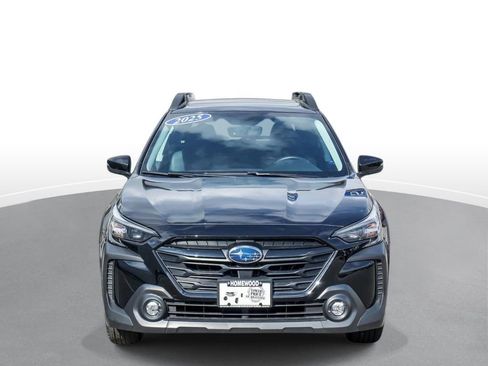 Used 2025 Subaru Outback Onyx Edition AWD/4WD image 3