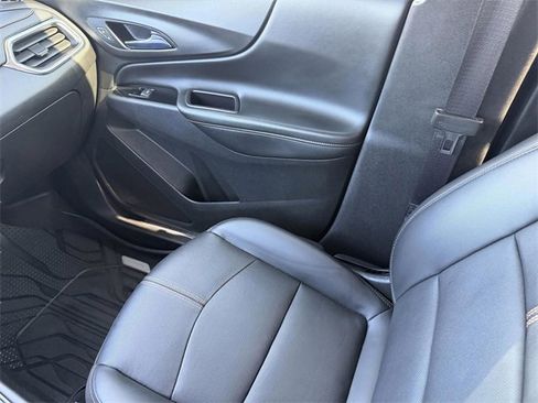 Used 2022 Chevrolet Equinox Premier image 29