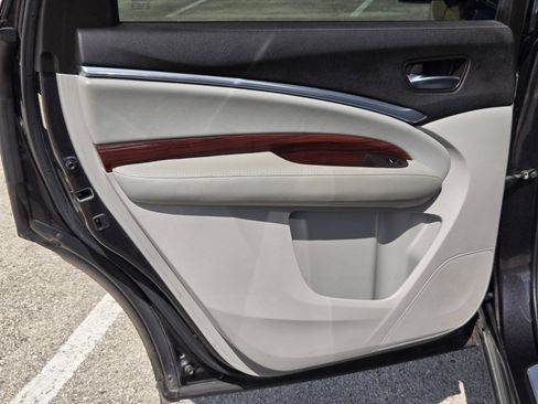 Used 2015 Acura MDX FWD image 16