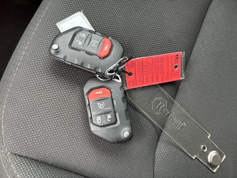 Certified 2023 Jeep Wrangler Willys image 31