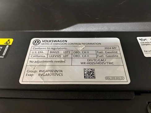 Used 2024 Volkswagen Atlas SE FWD image 9