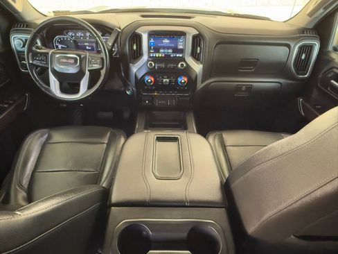 Used 2019 GMC Sierra 1500 SLT w/ SLT Premium Package image 32