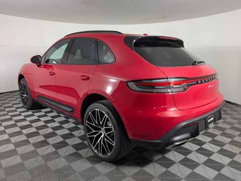 New 2026 Porsche Macan image 3