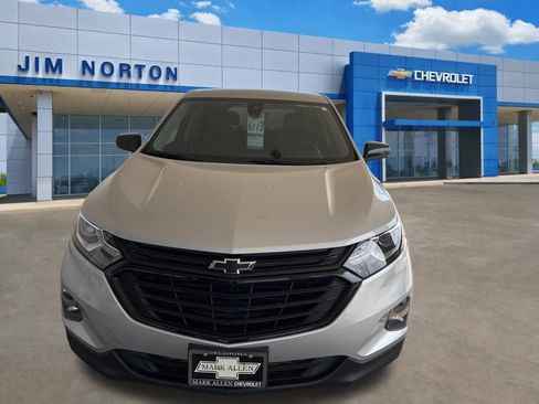 Used 2021 Chevrolet Equinox LT image 1