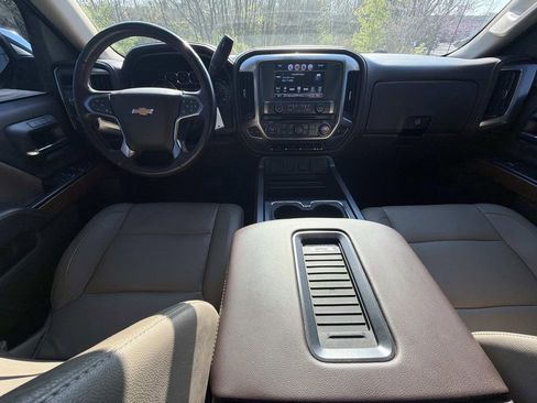 Used 2017 Chevrolet Silverado 1500 LTZ w/ Sport Package image 19