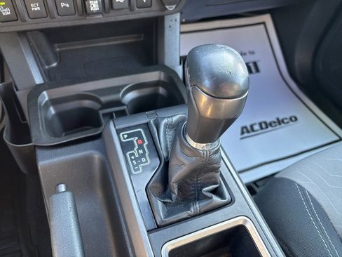 Used 2021 Toyota Tacoma TRD Off-Road w/ Technology Package image 26