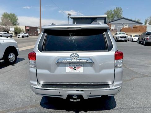 Used 2012 Toyota 4Runner SR5 w/ Convenience Pkg AWD/4WD image 4