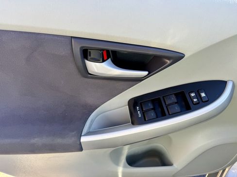 Used 2010 Toyota Prius Two image 13