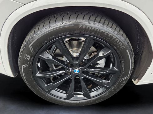 Certified 2024 BMW X3 sDrive30i w/ M Sport Package RWD image 9